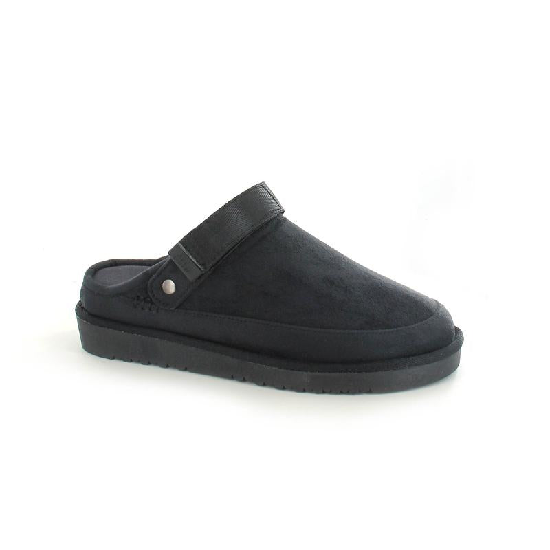Stylish Slip-On Shoes Suitable for Wide Feet